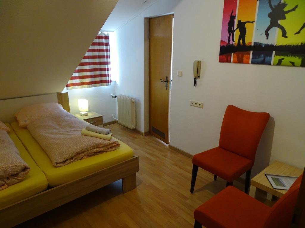 Familie Hotel Kameleon Elleringhausen Exterior photo
